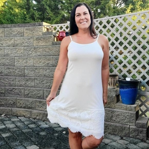 Off White New Scalloped Guipure Lace Dress Extender - Picture 1 of 7
